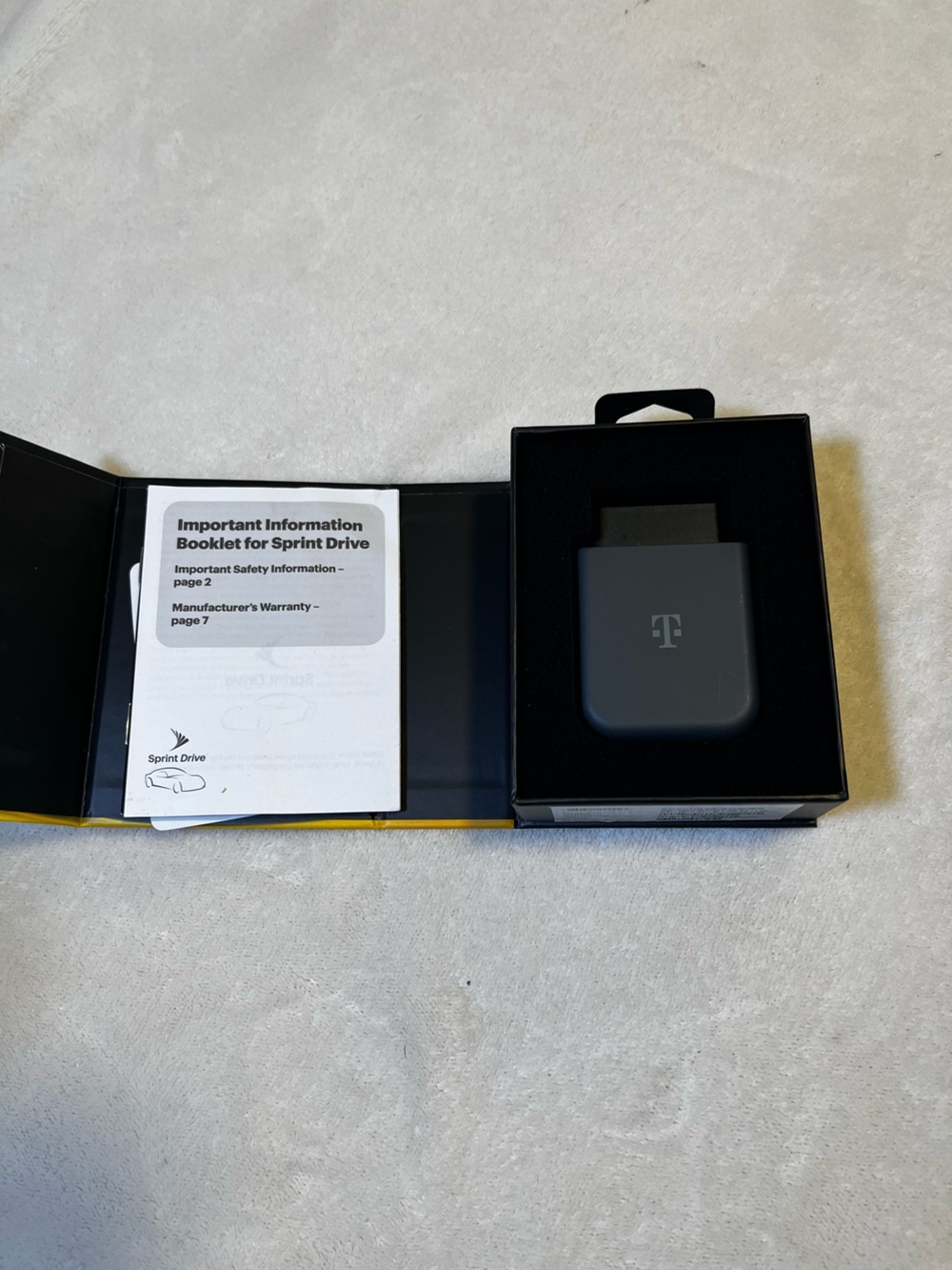 T-Mobile / Sprint Drive Mobile Wi-Fi Hotspot &  2 Vehicle Tracking Device